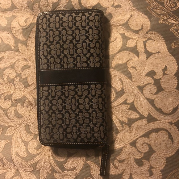 Coach Wallet - Picture 2 of 3